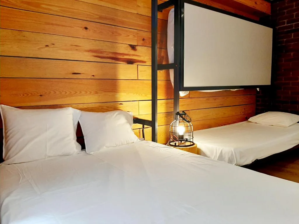 Habitación Doble con cama supletoria — Amelia by gaiarooms