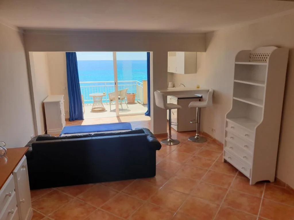 Suite mit Terrasse und Meerblick — Amena Mar Hotel