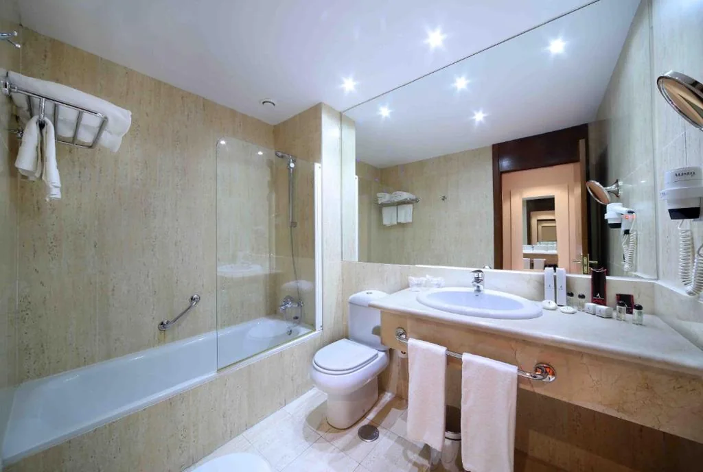 Chambre Familiale — Amura Alcobendas