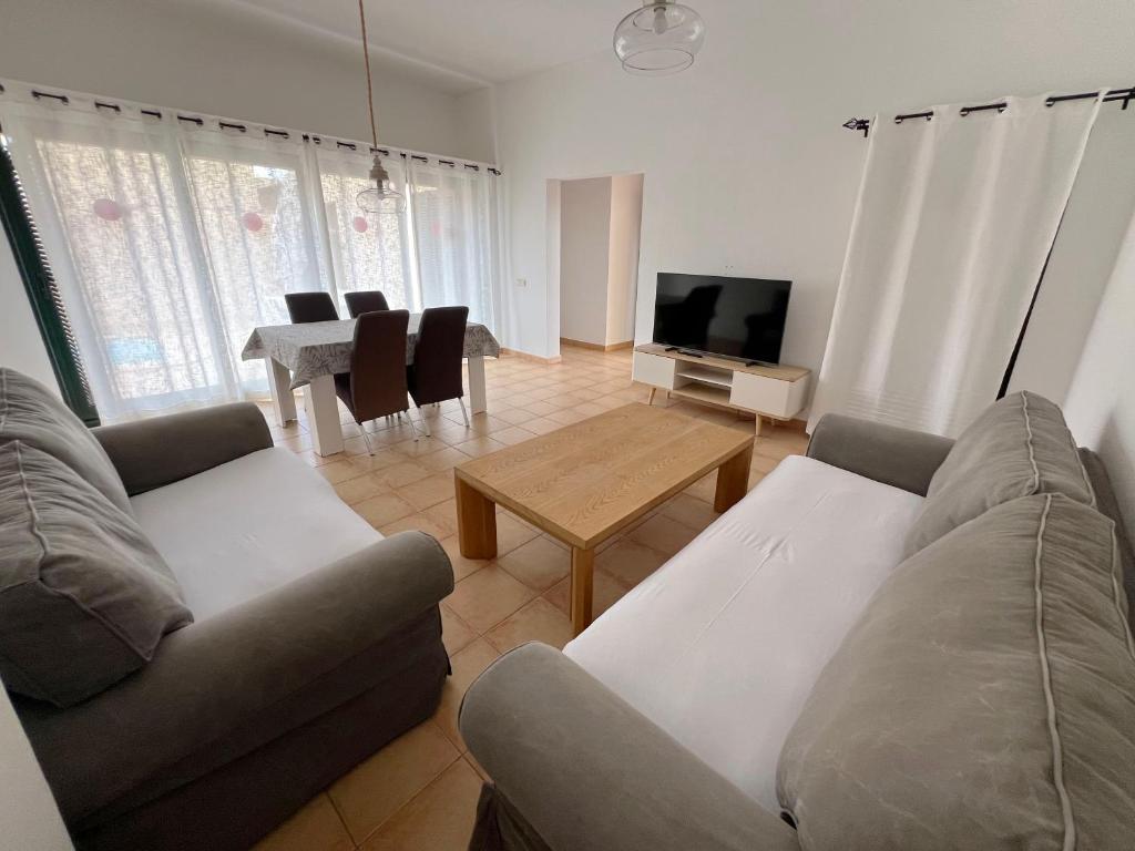 Anahi Homes Corralejo- Dracaena 16