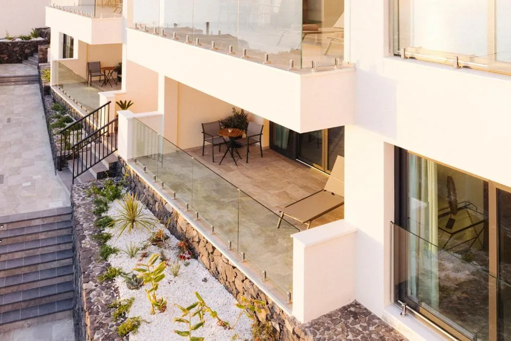 Suite Deluxe com vista para o mar — Anamcara Suites
