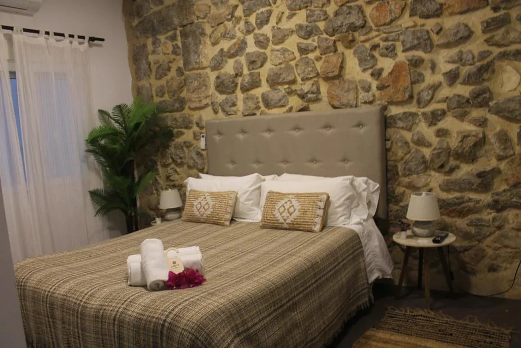 Doppelzimmer mit Balkon — Ananda Beach Rooms - Castillo de Peñiscola