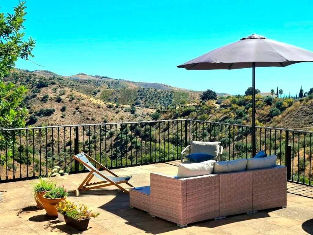 Andalusian Finca with Charming Rural Cottages, 30 min from Malaga