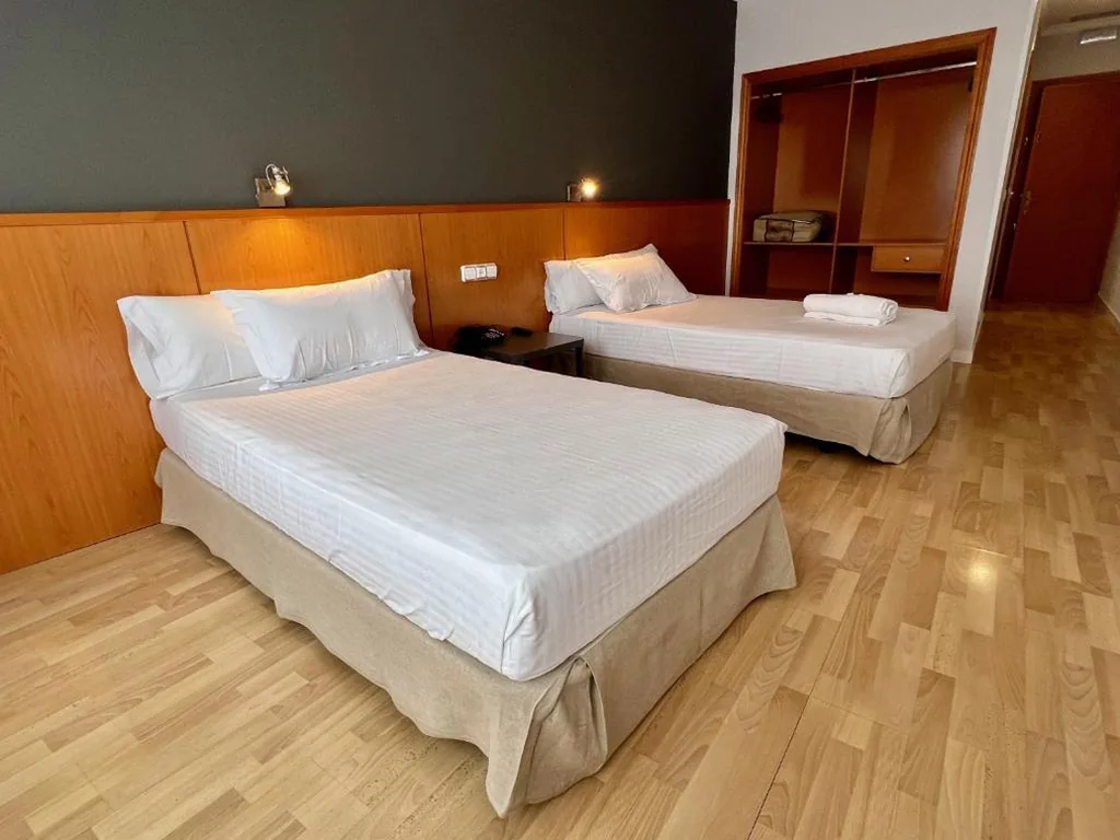 Doppelzimmer mit 2 Betten — AP Hotel Madrid Airport