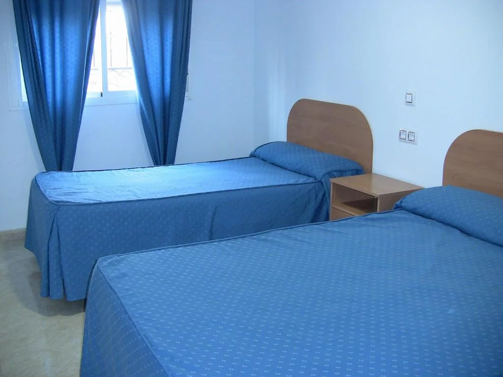 Apartamento de 1 dormitorio (2 adultos) — Apartahotel Los Hermanos