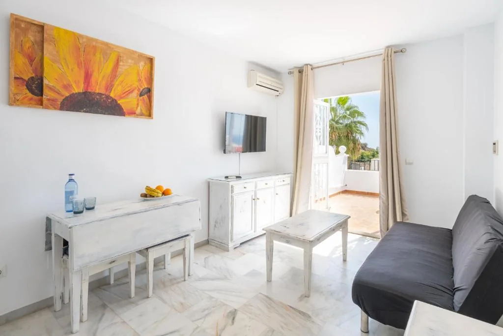 Apartamento con vistas al mar — Apartahotel Playamaro by Dorobe