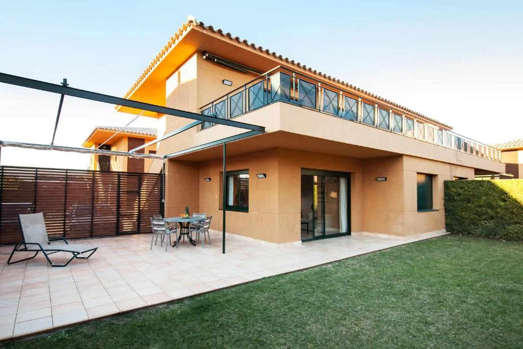 庭園の景色を望む2ベッドルームアパートメント — Apartahotel Suites Vila Birdie