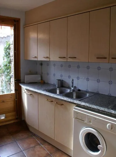 Apartament rural per a 2 · Pardines — foto 3