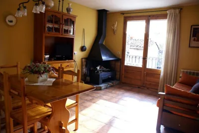 Apartament rural per a 2 · Pardines — foto 12