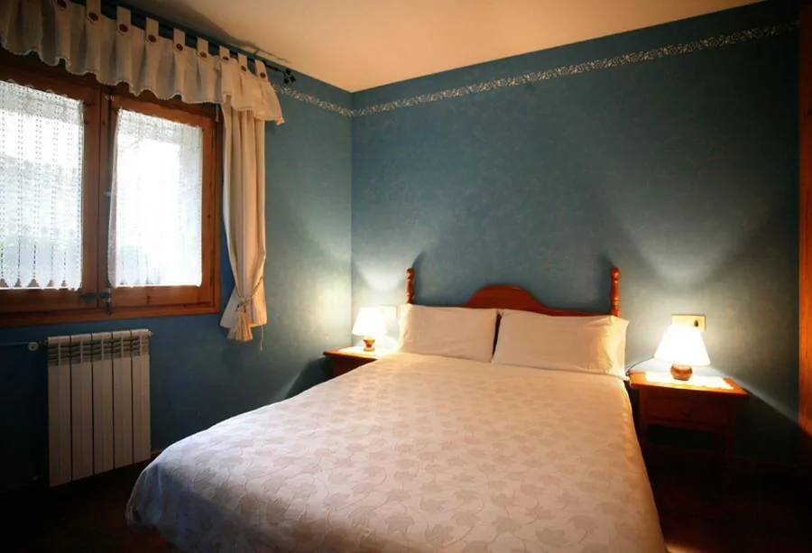 Apartamento — Apartament rural per a 2 · Pardines