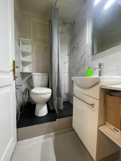 Apartamento con jardín y pequeña piscina privada para refrescarse — Foto 8