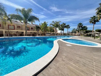 Apartamento con piscina — photo 4