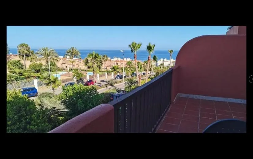 Appartement met 2 slaapkamers — APARTAMENTO DUPLEX con piscinas y MARAVILLOSAS VISTAS AL MAR