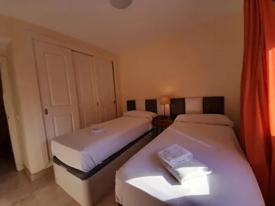 APARTAMENTO DUPLEX con piscinas y MARAVILLOSAS VISTAS AL MAR — foto 2