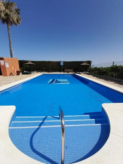 APARTAMENTO DUPLEX con piscinas y MARAVILLOSAS VISTAS AL MAR — foto 9