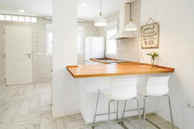 Apartamento Loft con terreno privado y parking compartido - a 800m de Playa Poniente — 写真 9