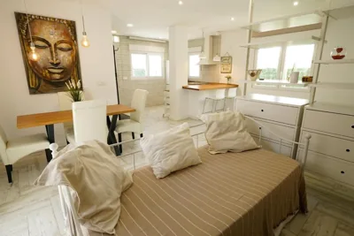 Apartamento Loft con terreno privado y parking compartido - a 800m de Playa Poniente — 写真 11
