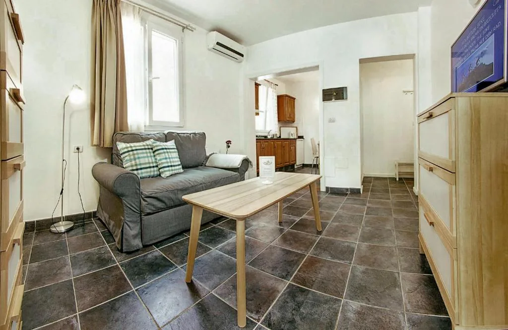 Apartamento de 1 dormitorio (2 adultos) — Apartamentos Adjovimar