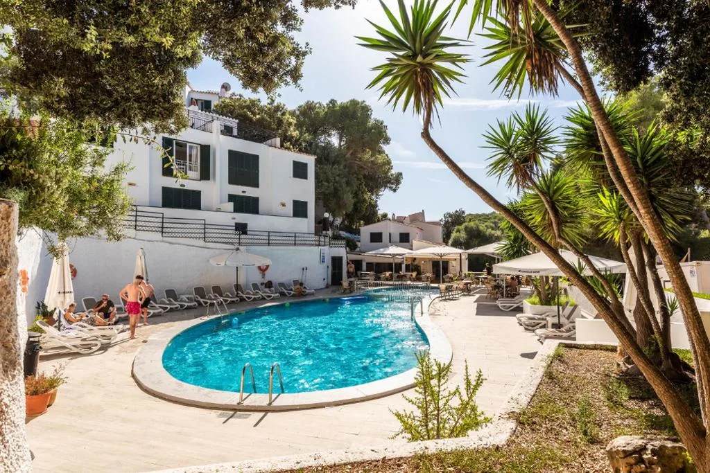 Apartment mit 2 Schlafzimmern (4 Erwachsene) — Apartamentos Alta Galdana