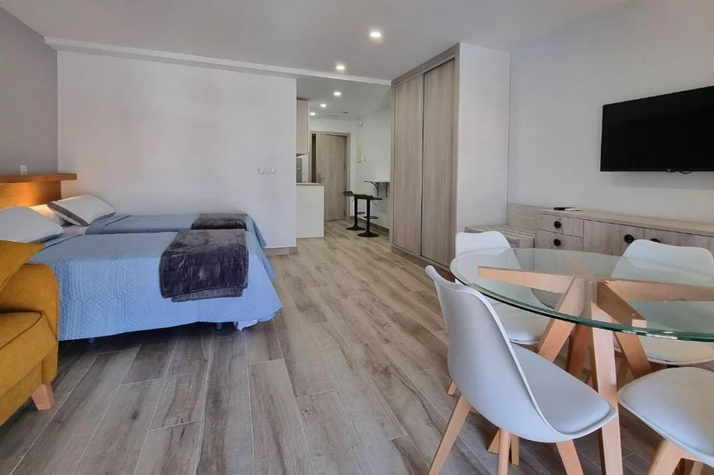 デラックスアパートメント — Apartamentos Antequera - Parking y Terraza con Vistas