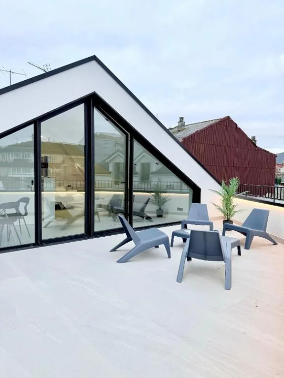 Apartamento de 2 dormitorios con terraza — Apartamentos Botón Marinero - Bueu