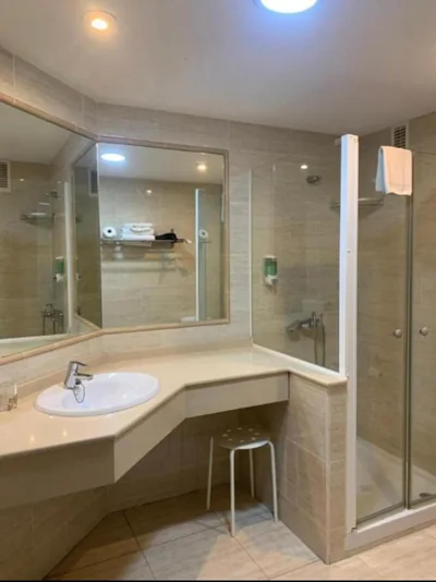 Apartamentos Boutique CHINASOL con Parking y Desayuno Incluidos — Foto 3
