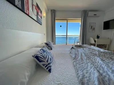 Apartamentos Boutique CHINASOL con Parking y Desayuno Incluidos — Foto 9