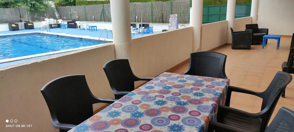 泳池景观公寓 — Apartamentos Cala Azul La Móra
