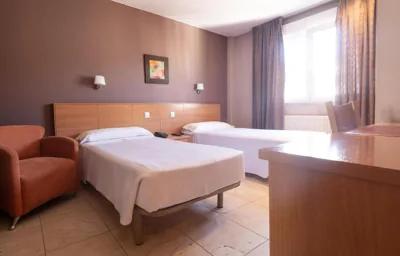 Apartamentos Ciudad de Lugo — foto 2