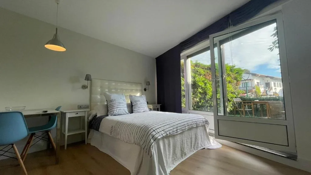 Apartamentos El Caserio