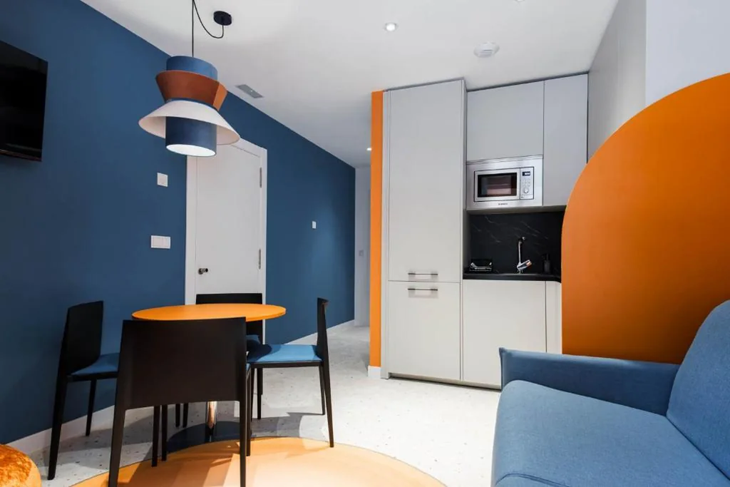 Standard-Apartment — Apartamentos El Reloj