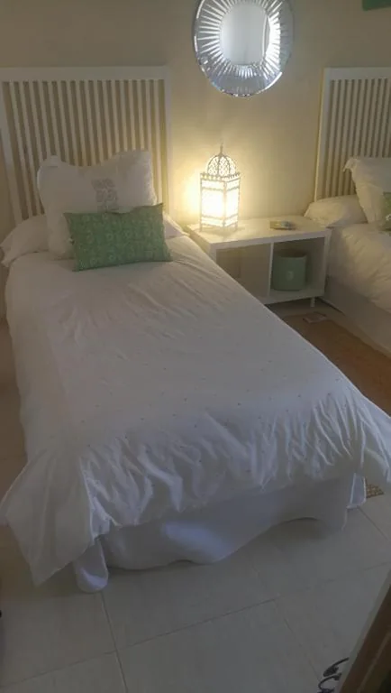 Chambre double avec salle de bains privative — Apartamentos Flamenco B&B