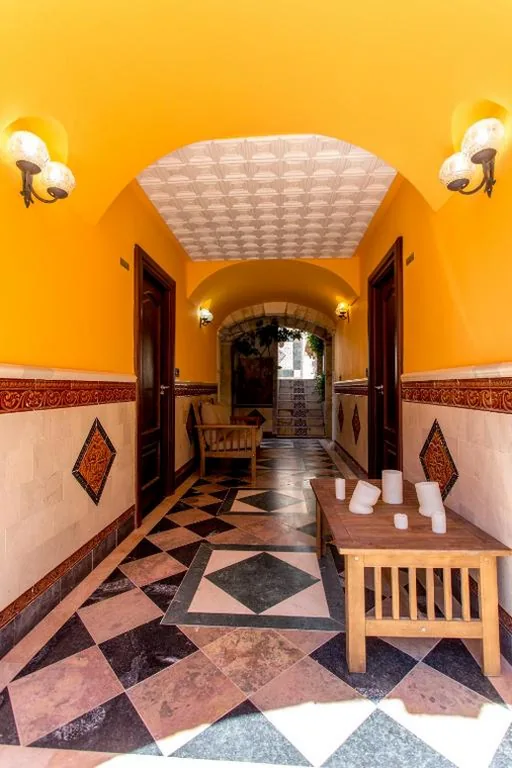 Appartamento con terrazza — Apartamentos Gaudi Style