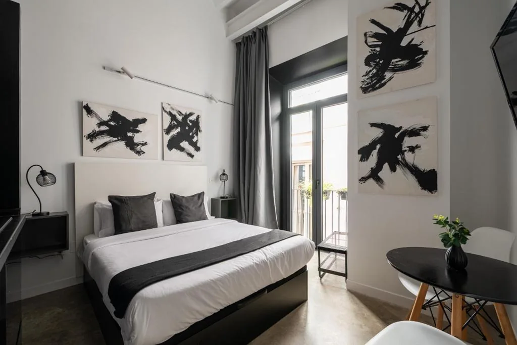 Apartamentos General Castaños 36