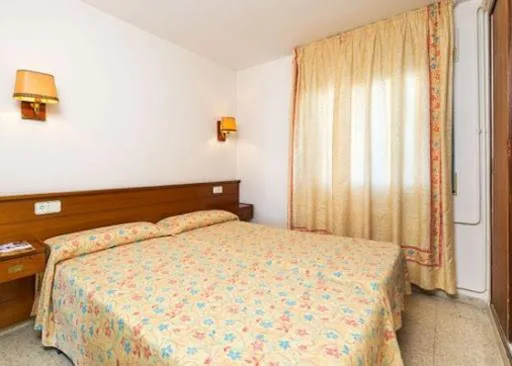 Apartment mit Meerblick — Apartamentos Guitart