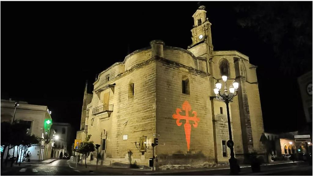APARTAMENTOS IGLESIA DE SANTIAGo II