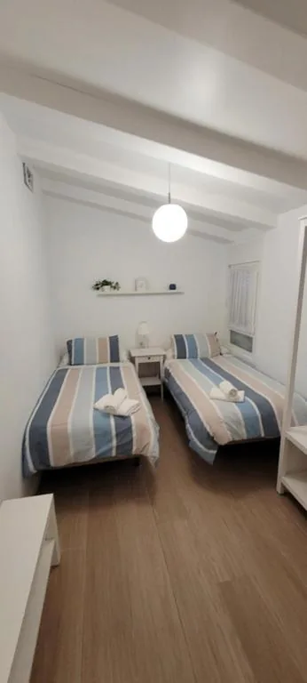 APARTAMENTOS IGLESIA DE SANTIAGo II
