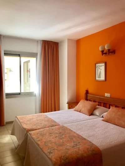 Apartamentos Jovial — photo 8