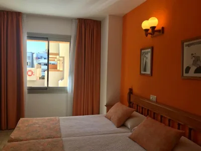 Apartamentos Jovial — photo 12