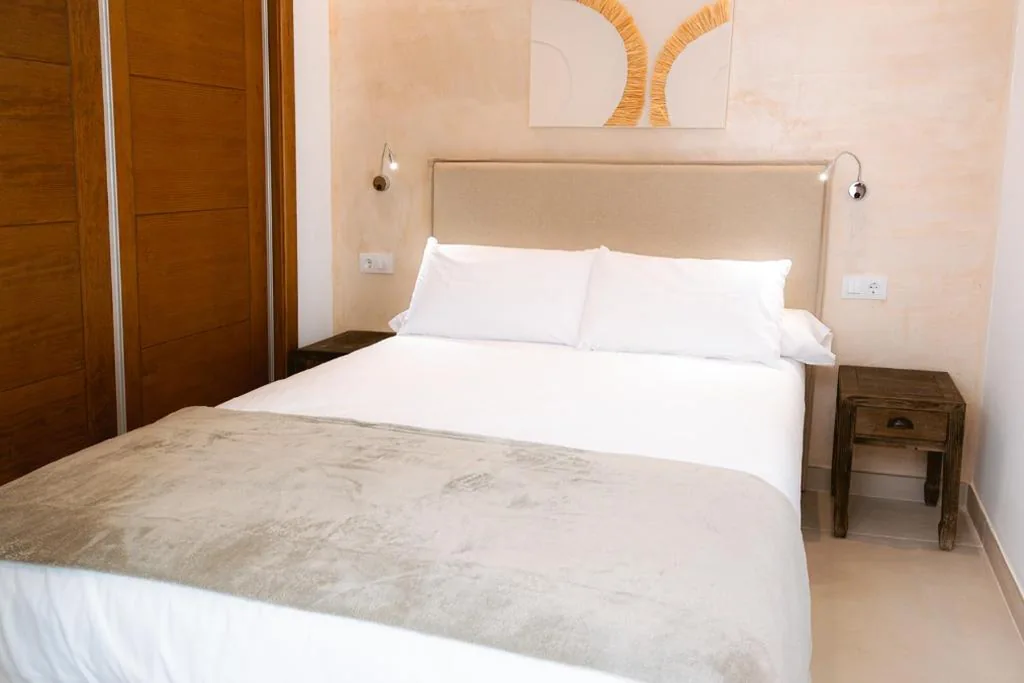 Apartamento de 1 dormitorio con balcón — Apartamentos JR Alborada
