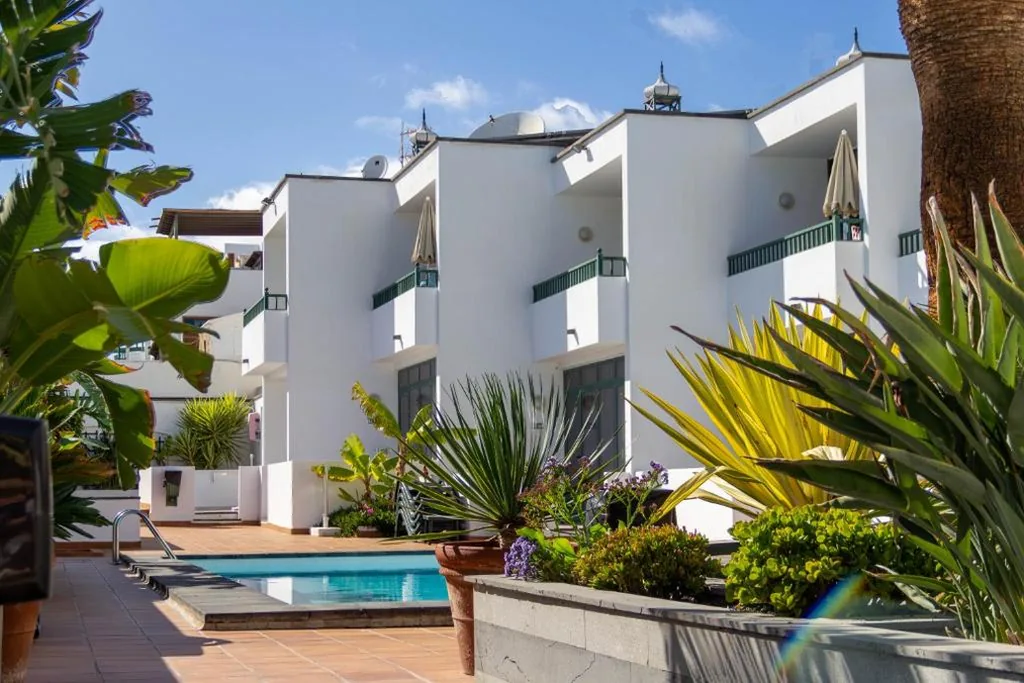 Apartment — Apartamentos La Tegala