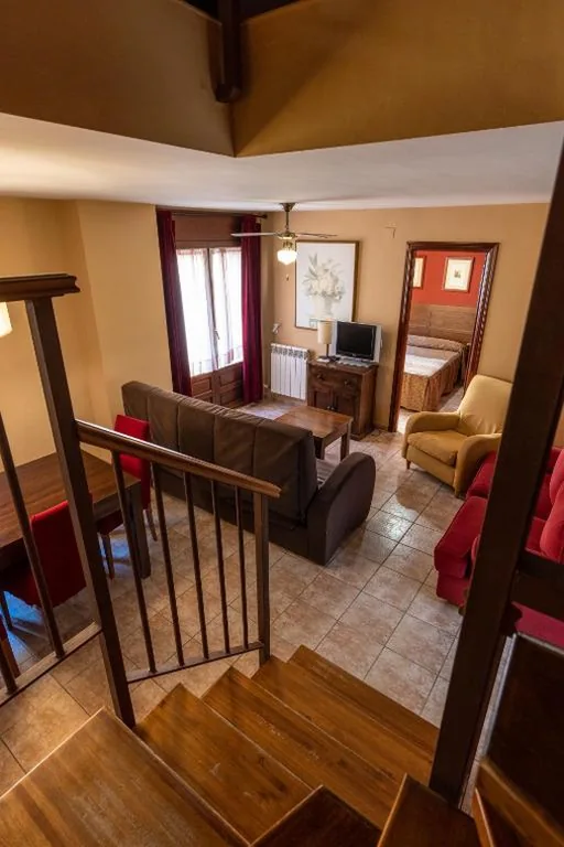 Apartamento (5 adultos + 2 crianças) — Apartamentos La Trufa Negra