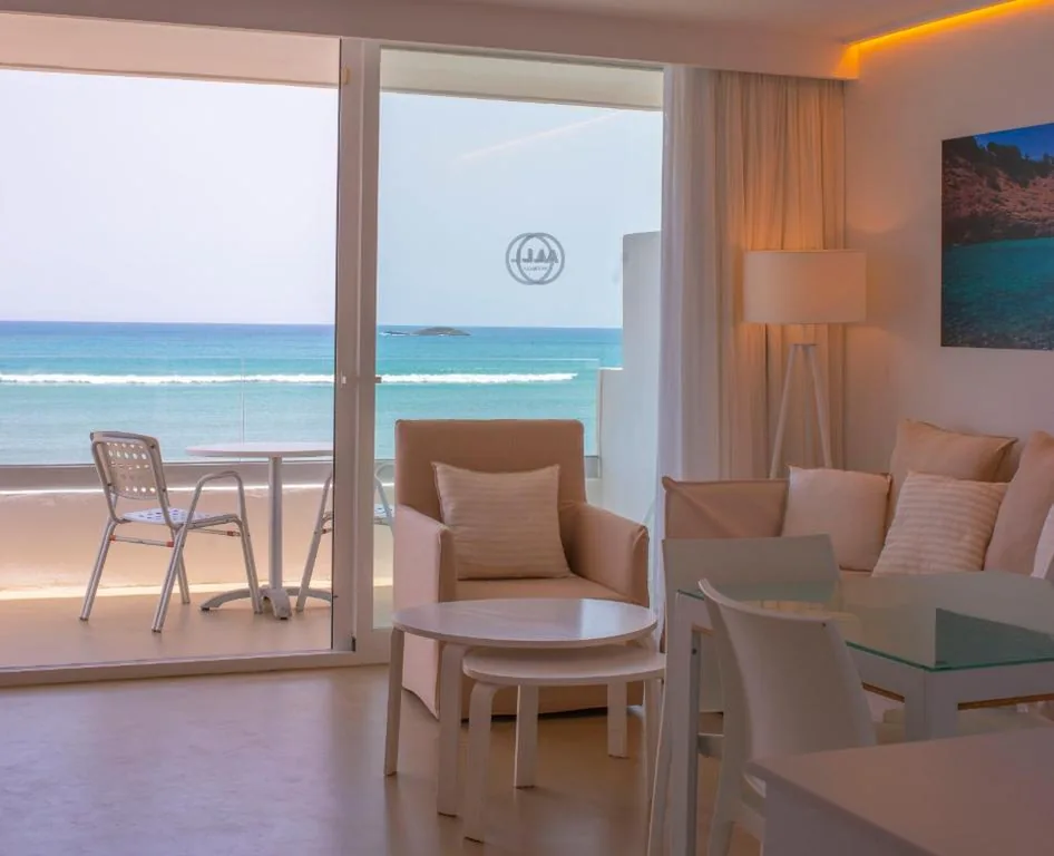Superior-Apartment mit Meerblick — Apartamentos Llobet Ibiza
