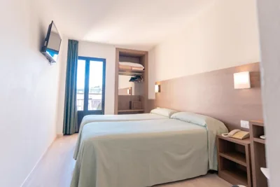 Apartamentos Loar — photo 8