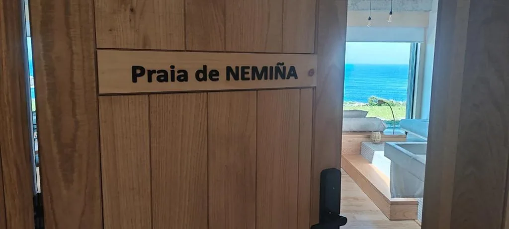 Deluxe-Doppelzimmer mit Meerblick — Apartamentos Luscofusco Costa da Morte