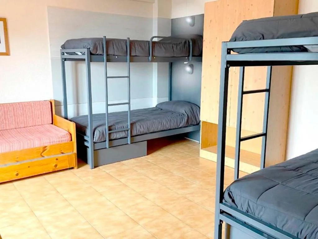 Monolocale (massimo 6 adulti) — Apartamentos Midi 3000