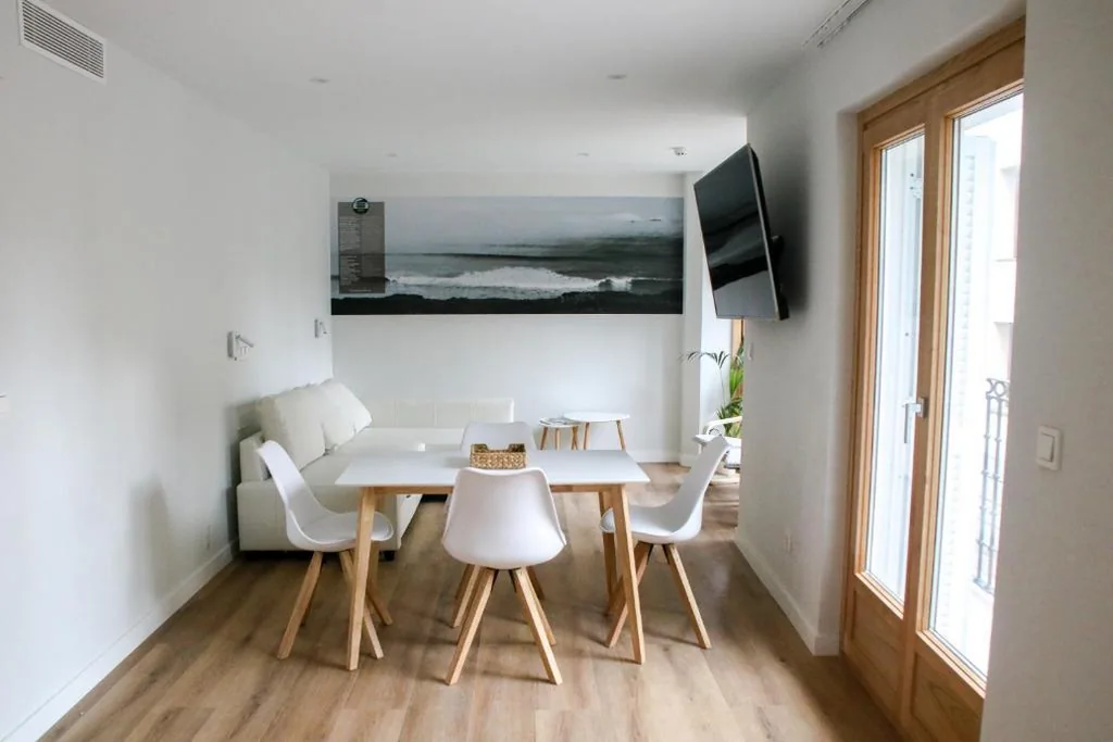 Deluxe-Apartment — Apartamentos Mundaka Surf PLAZA