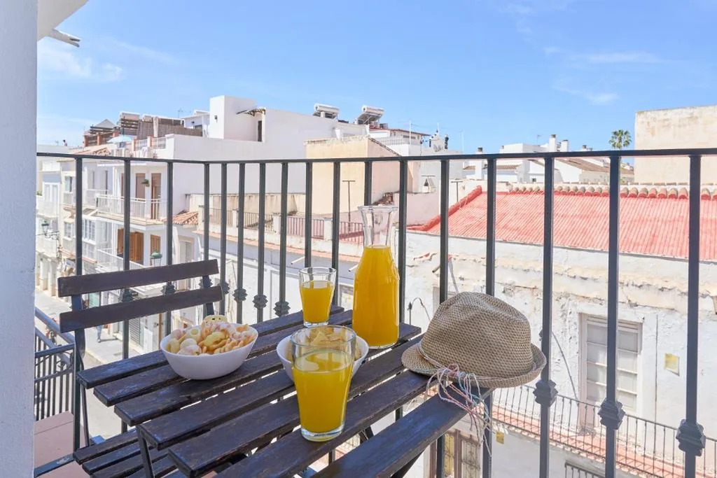 Appartamento Deluxe con 2 camere da letto e balcone — Apartamentos Nerjaluna