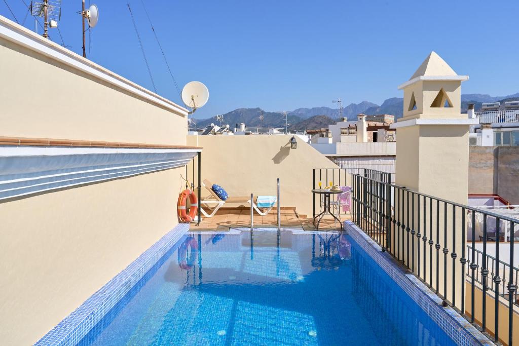 Apartamentos Nerjaluna