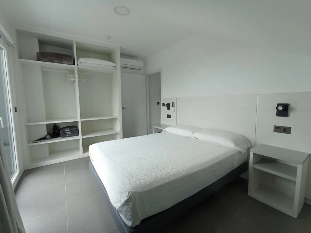 Apartamento Ático con terraza — Apartamentos Onzamar